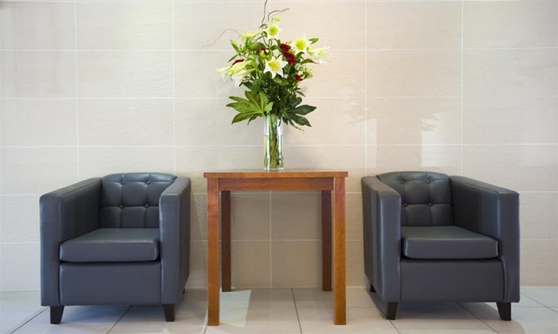 Holiday Inn Express London Gatwick Crawley, An Ihg Hotel Exterior foto